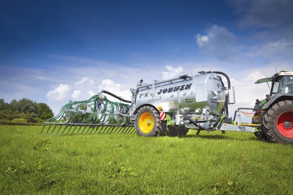 Güllefaß Tetrax 2 16000S von Joskin