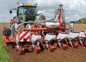 Sämaschine Kuhn Planter mit Mikrogranulatstreuer