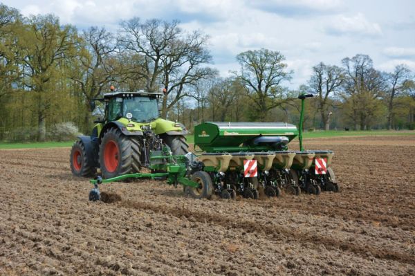 Twin Row Sämaschine von Great Plains