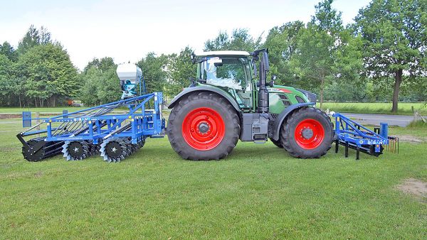 IAT Stoppelzerkleinerung Hektor Gigant