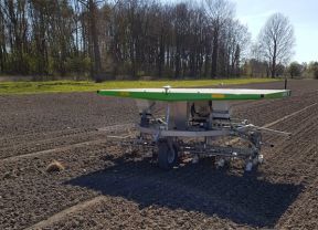 Agrarroboter auf dem Acker