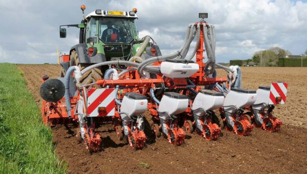 Sämaschine Kuhn Planter mit Mikrogranulatstreuer