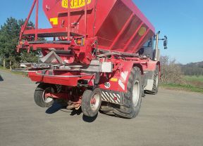 Kalkstreu Aufbau von Holmer in der Rückansicht