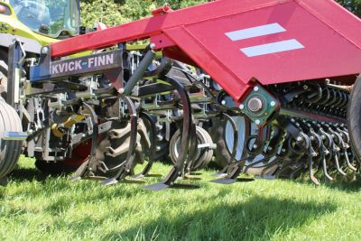 Queckenbekämpfung mit dem Kvickfinn