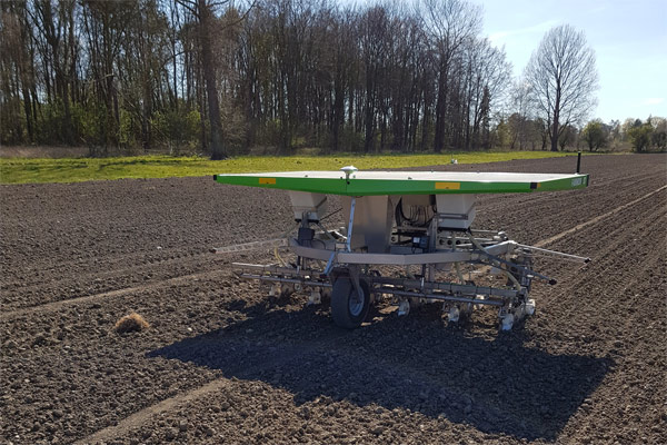 Agrarroboter auf dem Acker